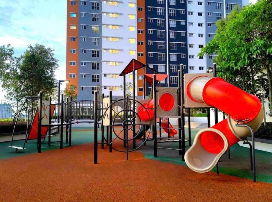 Apartment Af 2 Bedrooms 15mins To Klia Free Wifi Netflix Sepang